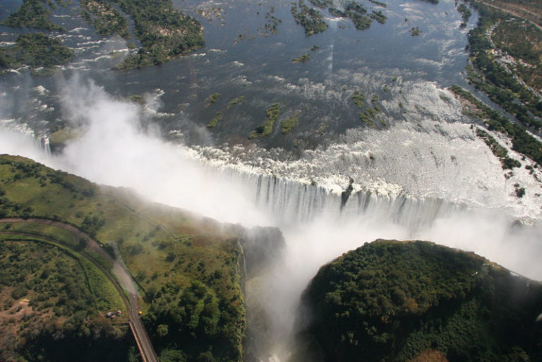 Victoria Falls l Breathtaking Splendor - Our Breathing Planet